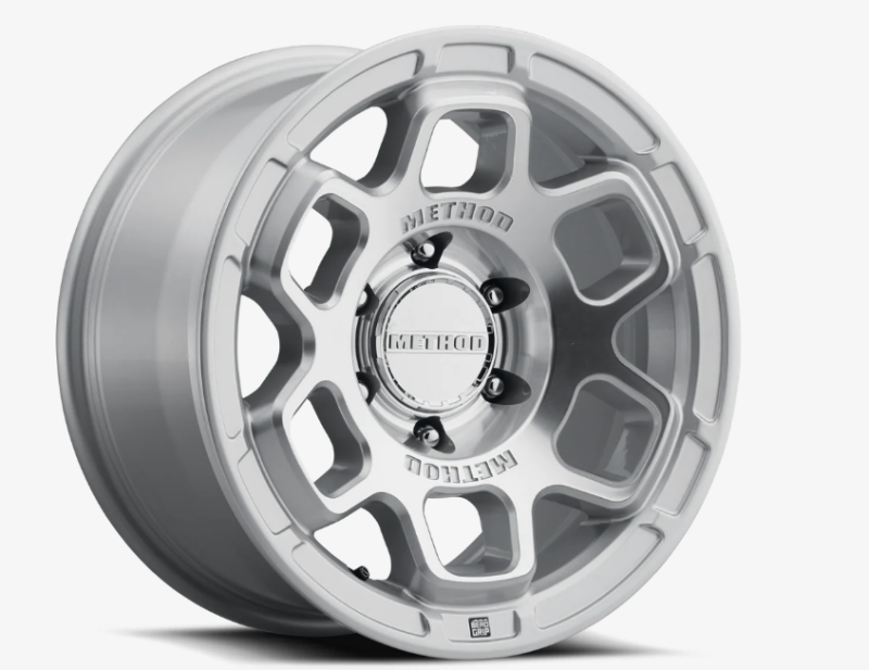 Method MR710-HD Bead Grip 17×8.5 / 6×5.5 / 0mm Offset / Machined Clear Coat Wheel